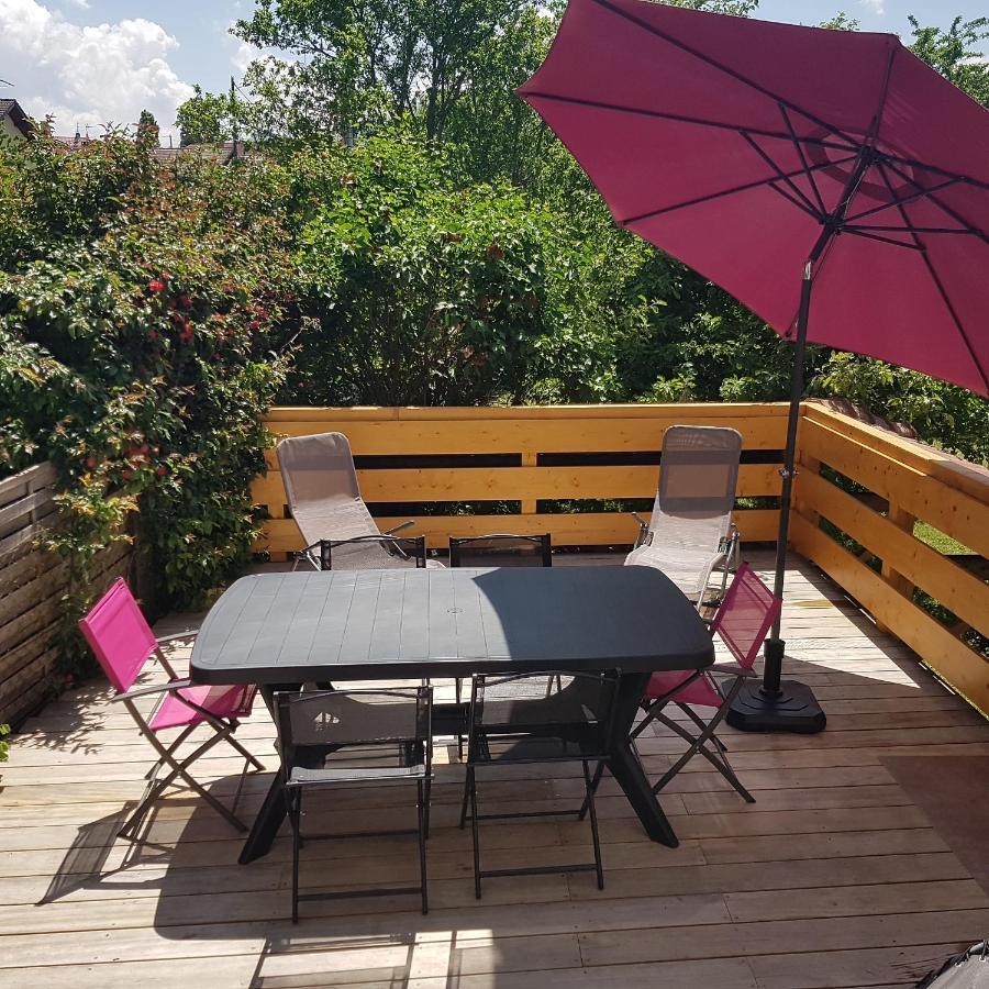 Appartement Entre Lac Et Montagnes 圣保罗恩查拉 外观 照片
