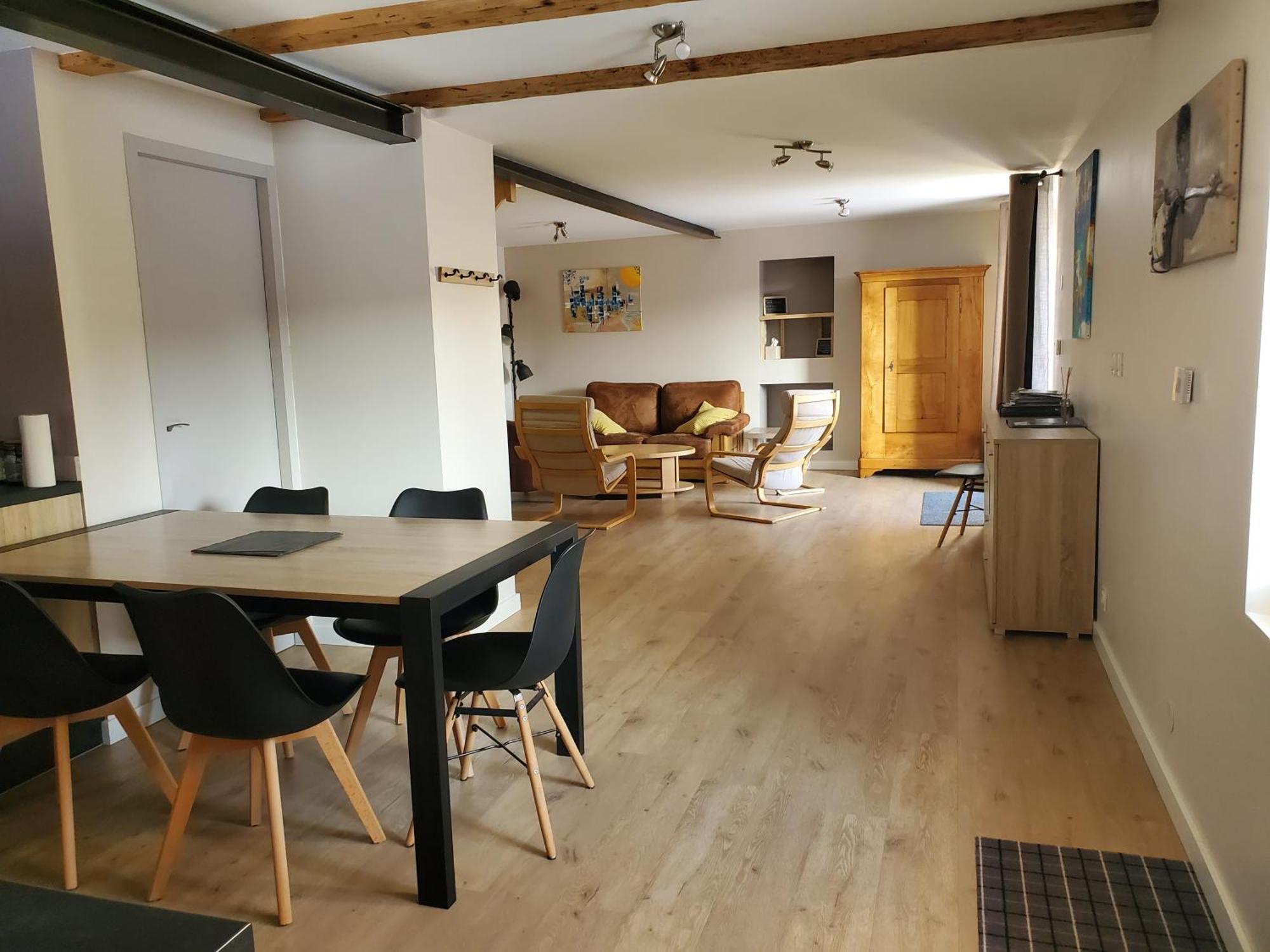 Appartement Entre Lac Et Montagnes 圣保罗恩查拉 外观 照片