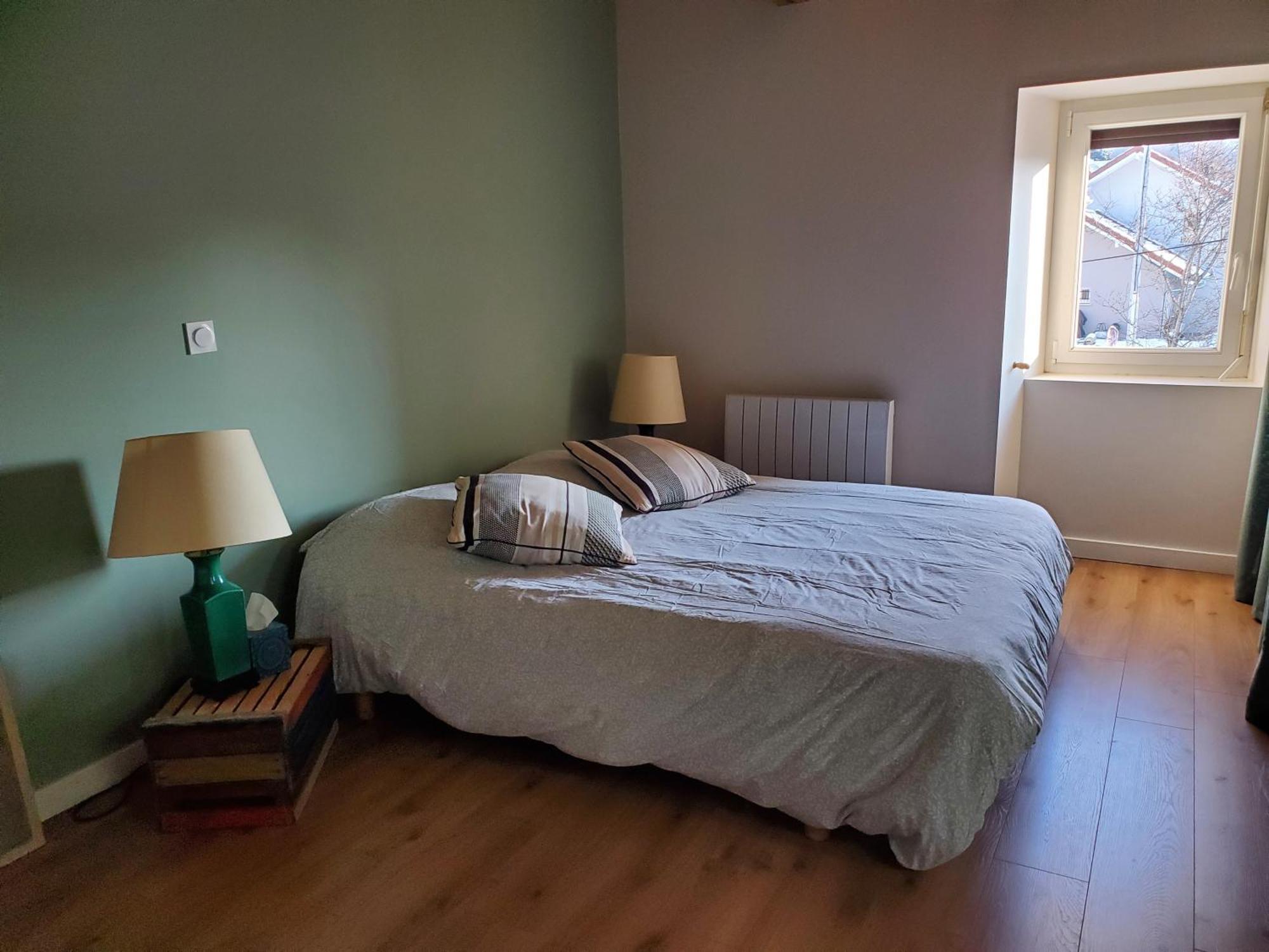 Appartement Entre Lac Et Montagnes 圣保罗恩查拉 外观 照片